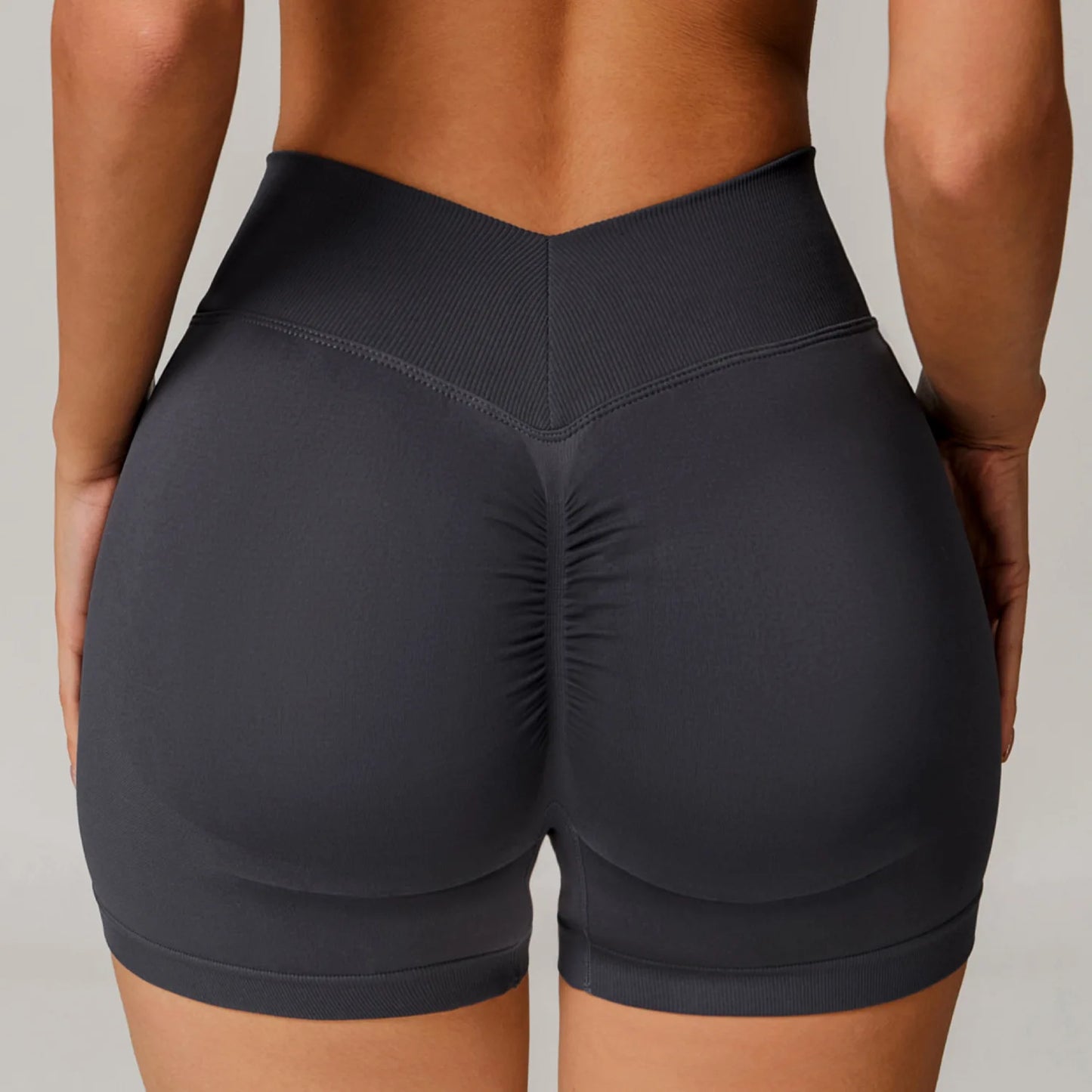 Seamless Yoga Shorts Women's High Waist Fitness Sports Shorts Running Cycling Shorts Female Breathable Workout Sports Shorts